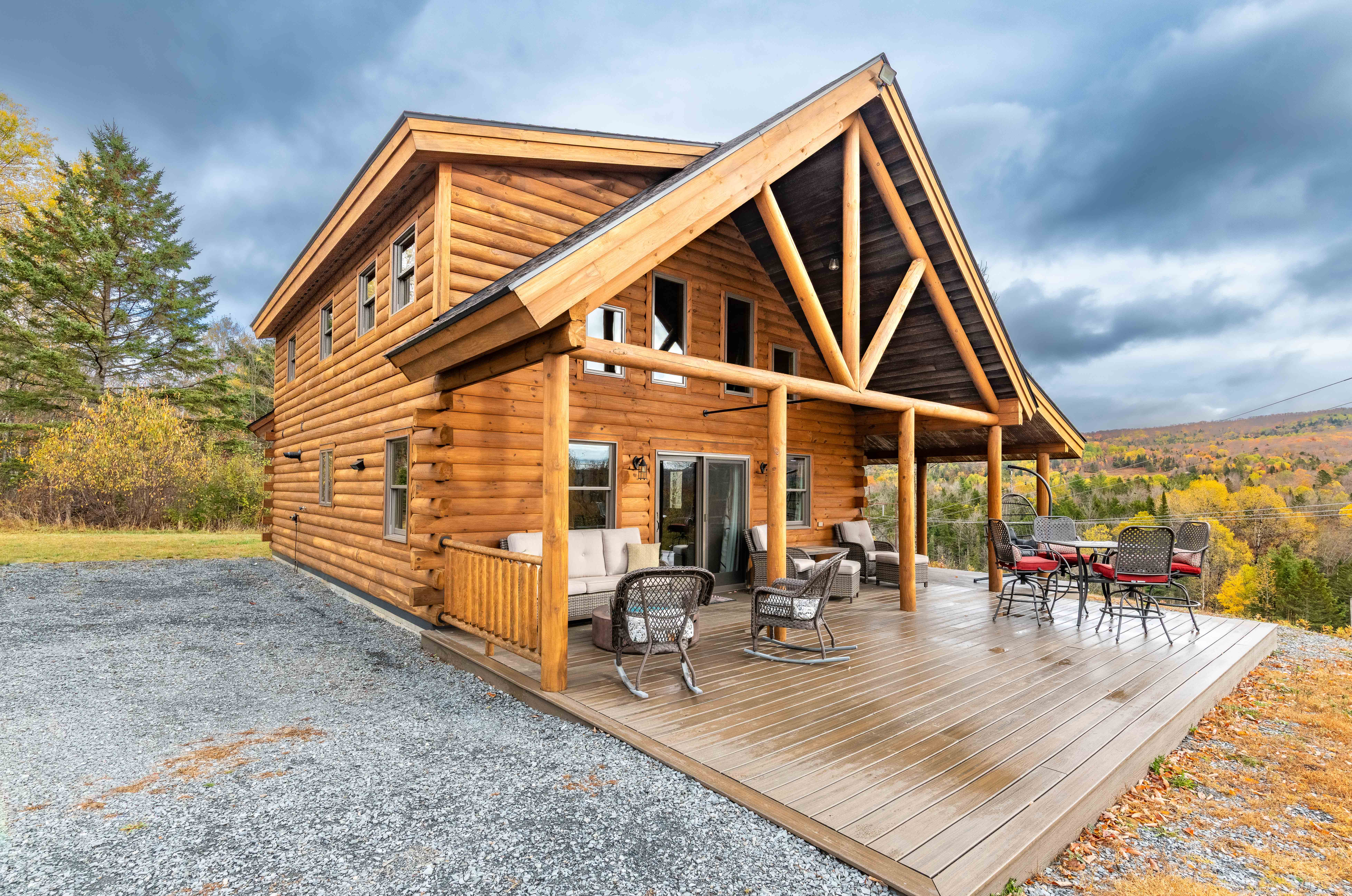 CarlyleCustomDriftwood 14 2 - Coventry Log Homes
