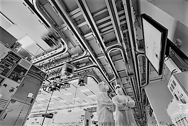 globalfoundries-malta-fab8-bw